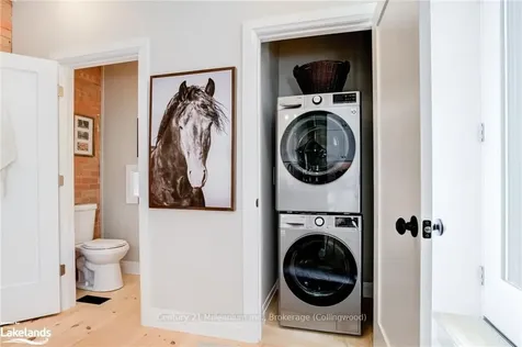 402 Third Street Collingwood ON L9Y 1L8