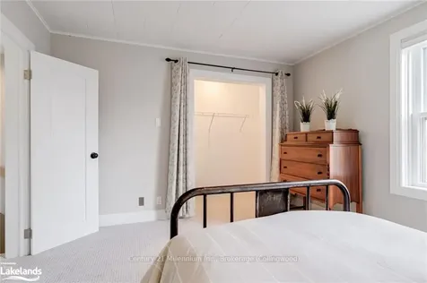 402 Third Street Collingwood ON L9Y 1L8