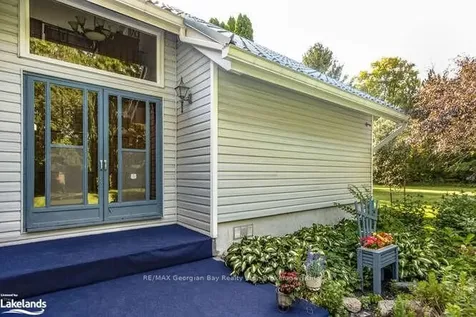 50 Wilson Road W Tiny ON L4R 0E3