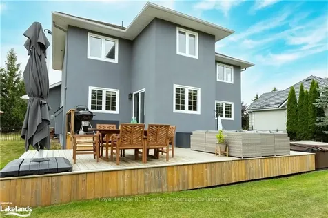 9840 Beachwood Road Collingwood ON L9Y 5P8