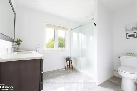 9840 Beachwood Road Collingwood ON L9Y 5P8