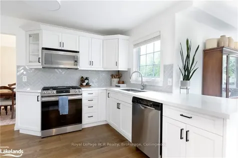 9840 Beachwood Road Collingwood ON L9Y 5P8