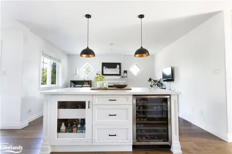 9840 Beachwood Road Collingwood ON L9Y 5P8