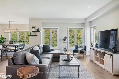 62 Foley Crescent Collingwood ON L9Y 3B7