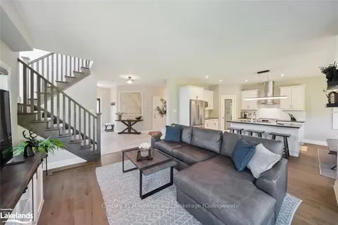 62 Foley Crescent Collingwood ON L9Y 3B7