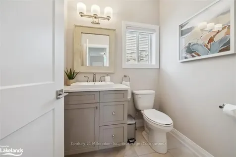 62 Foley Crescent Collingwood ON L9Y 3B7