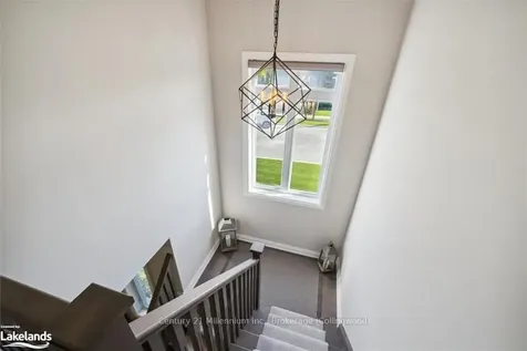 62 Foley Crescent Collingwood ON L9Y 3B7