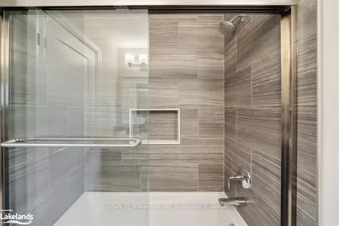 62 Foley Crescent Collingwood ON L9Y 3B7