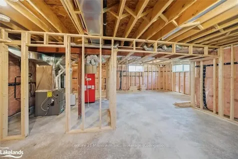 62 Foley Crescent Collingwood ON L9Y 3B7