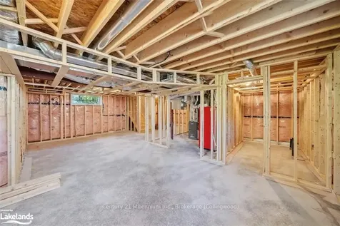 62 Foley Crescent Collingwood ON L9Y 3B7