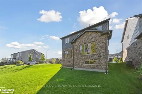 62 Foley Crescent Collingwood ON L9Y 3B7
