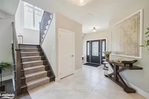 62 Foley Crescent Collingwood ON L9Y 3B7