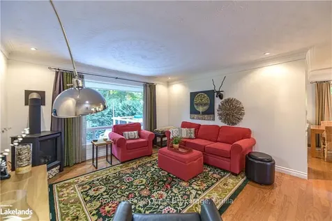 1879 Kensington Place Severn ON L3V 7J9