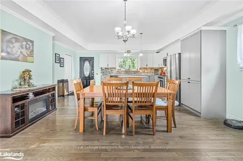 225 Christopher Street Clearview ON L0M 1S0