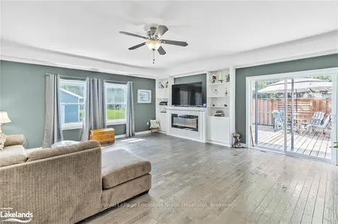 225 Christopher Street Clearview ON L0M 1S0