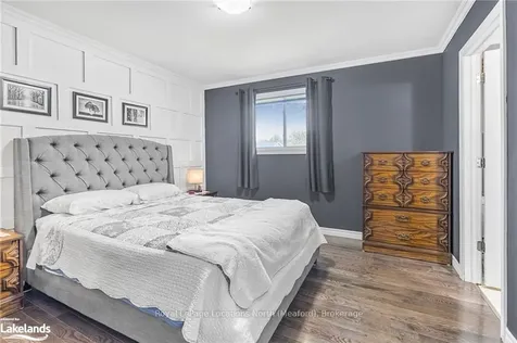 225 Christopher Street Clearview ON L0M 1S0