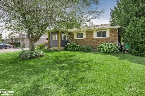 225 Christopher Street Clearview ON L0M 1S0