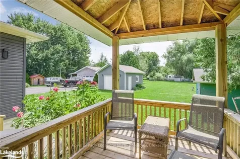 225 Christopher Street Clearview ON L0M 1S0