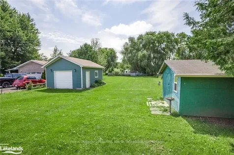 225 Christopher Street Clearview ON L0M 1S0