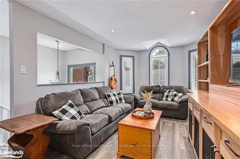 93 Dyer Drive Wasaga Beach ON L9Z 1E5