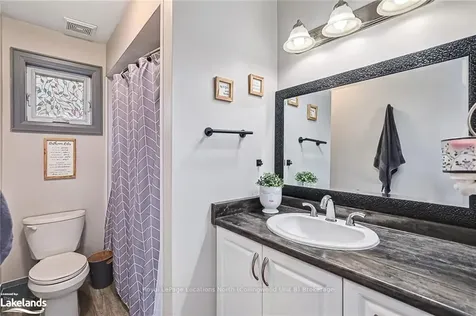 93 Dyer Drive Wasaga Beach ON L9Z 1E5