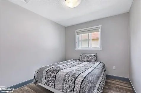 93 Dyer Drive Wasaga Beach ON L9Z 1E5