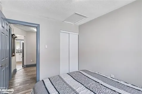 93 Dyer Drive Wasaga Beach ON L9Z 1E5
