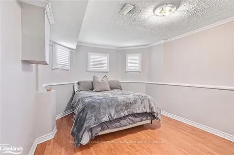 93 Dyer Drive Wasaga Beach ON L9Z 1E5