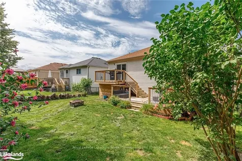 93 Dyer Drive Wasaga Beach ON L9Z 1E5