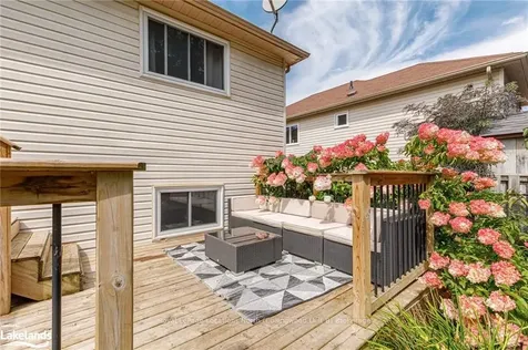 93 Dyer Drive Wasaga Beach ON L9Z 1E5