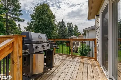 93 Dyer Drive Wasaga Beach ON L9Z 1E5