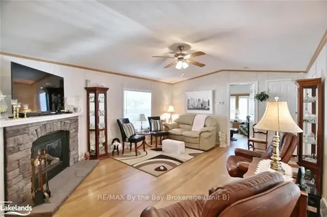 36 Georgian Glen Drive Wasaga Beach ON L9Z 1K7