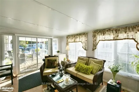 36 Georgian Glen Drive Wasaga Beach ON L9Z 1K7