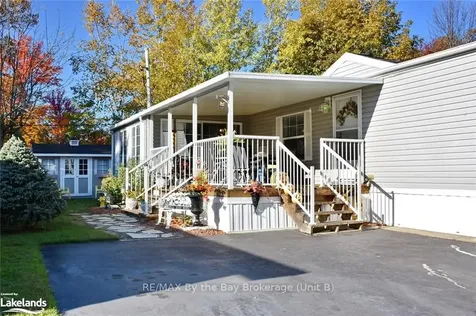 36 Georgian Glen Drive Wasaga Beach ON L9Z 1K7