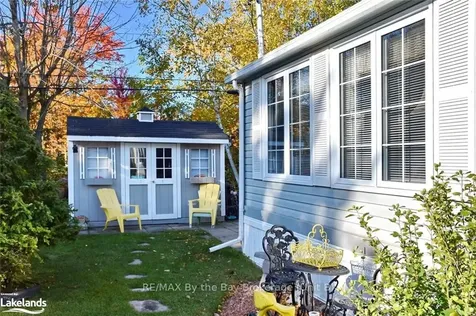 36 Georgian Glen Drive Wasaga Beach ON L9Z 1K7