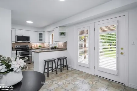 14 Alyssa Drive Collingwood ON L9Y 5K8