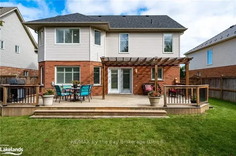 14 Alyssa Drive Collingwood ON L9Y 5K8