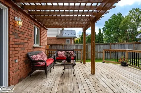 14 Alyssa Drive Collingwood ON L9Y 5K8