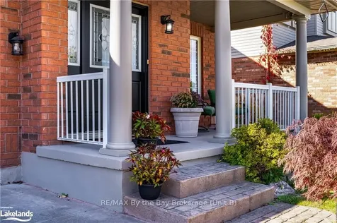 14 Alyssa Drive Collingwood ON L9Y 5K8