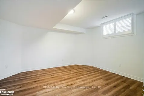 14 Alyssa Drive Collingwood ON L9Y 5K8