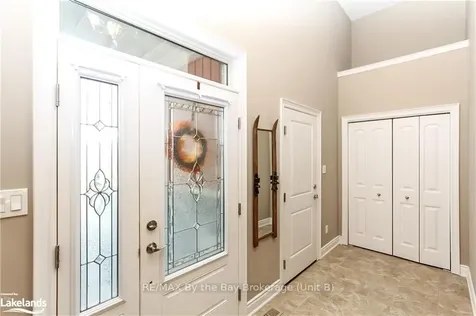 53 Edgewater Road Wasaga Beach ON L9Z 2W3