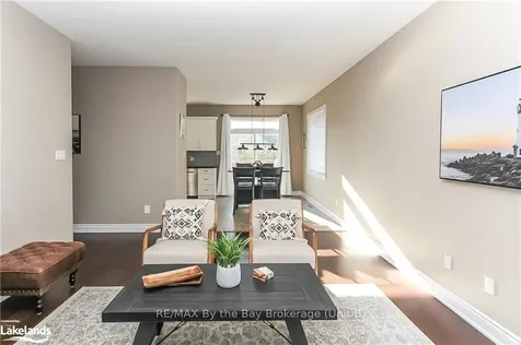 53 Edgewater Road Wasaga Beach ON L9Z 2W3