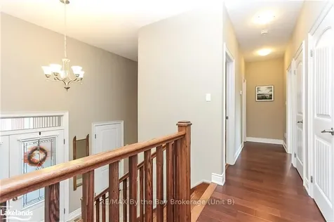 53 Edgewater Road Wasaga Beach ON L9Z 2W3