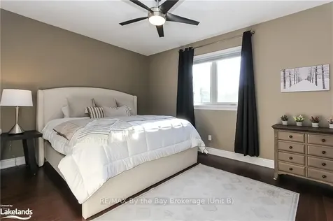 53 Edgewater Road Wasaga Beach ON L9Z 2W3