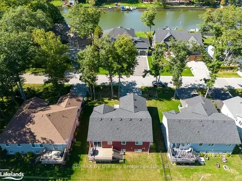 53 Edgewater Road Wasaga Beach ON L9Z 2W3