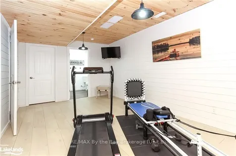 53 Edgewater Road Wasaga Beach ON L9Z 2W3