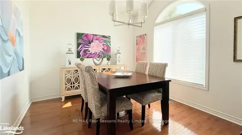 28 Marine View Drive Collingwood ON L9Y 5A3