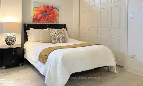 28 Marine View Drive Collingwood ON L9Y 5A3