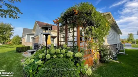 28 Marine View Drive Collingwood ON L9Y 5A3