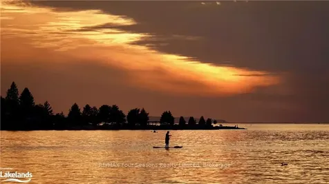 28 Marine View Drive Collingwood ON L9Y 5A3